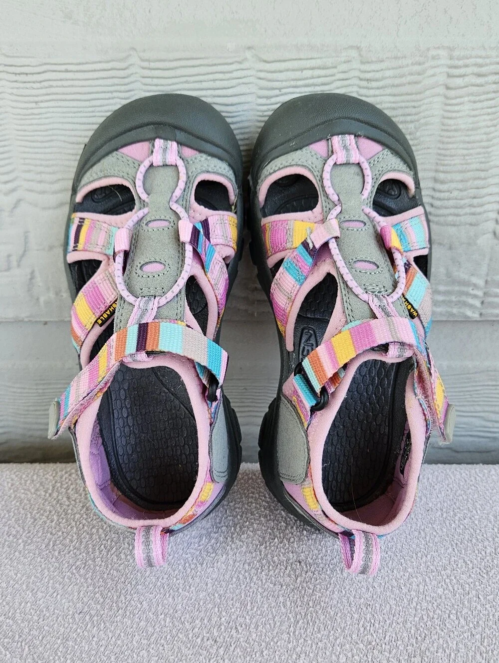 Keen Venice H2 Youth Kids SZ 13 Pink Stripe Pastel Rainbow Sandals Water Shoe